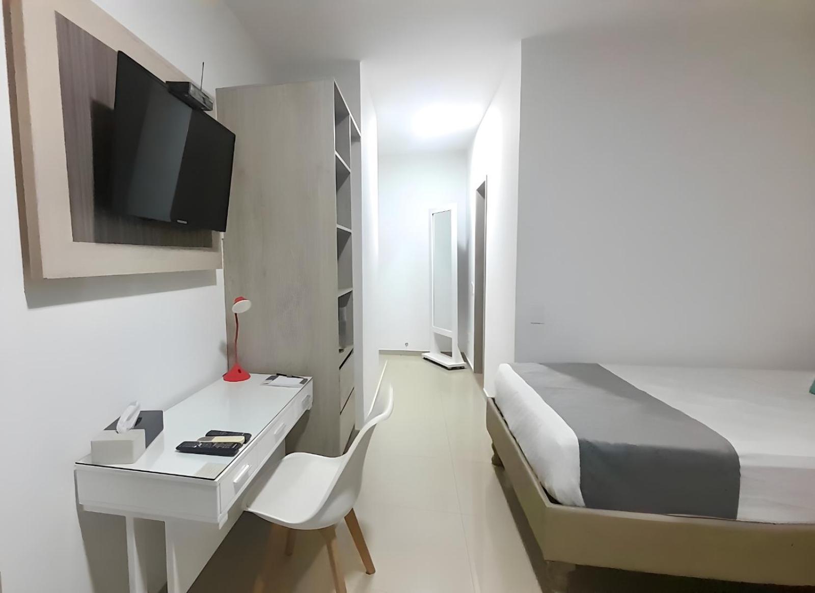 On Apartasuites Cali Exterior photo